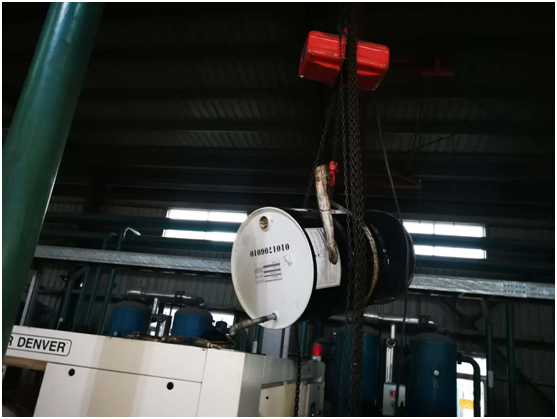 由于油品問題導(dǎo)致油氣分離器壓差高，空壓機潤滑油結(jié)膠，油濾堵塞，機器高溫報警(圖4)